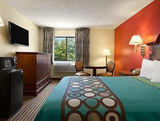 Super 8 By Wyndham