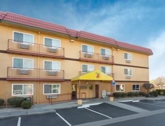Super 8 By Wyndham Chico