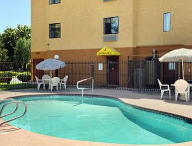Hotel Super 8 By Wyndham